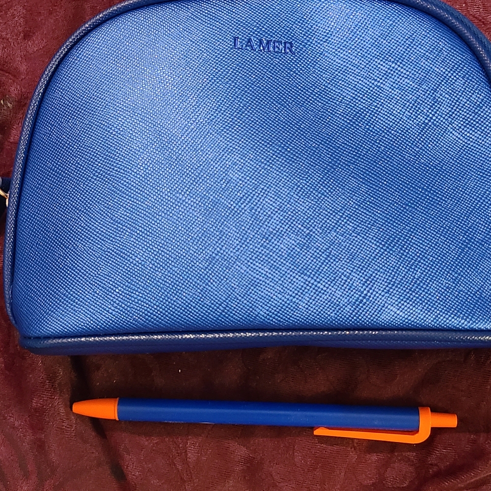 La Mer Blue Zippered Makeup Bag NWOT